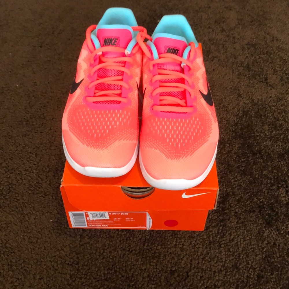 Nike free run sneakers